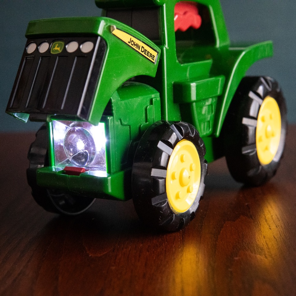 John Deere Book & Tractor Flashlight Set - Picture 11 of 12